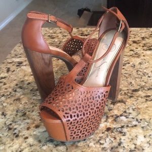 Jessica Simpson Danny heels